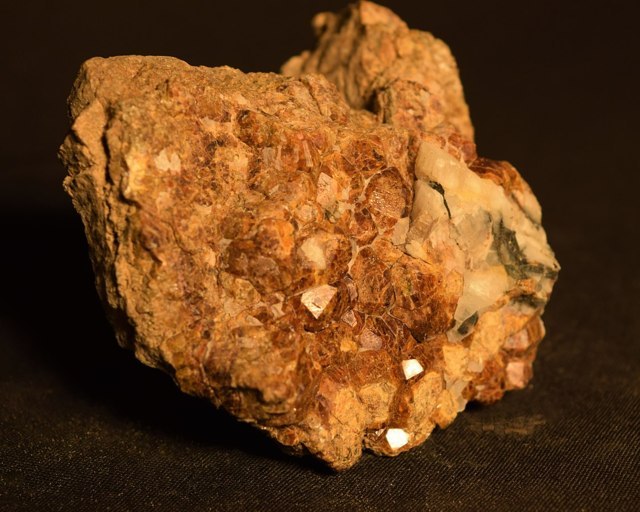 andradite garnet