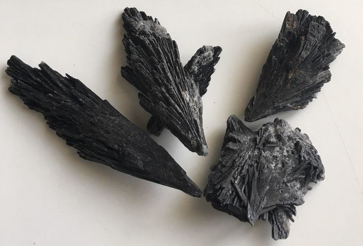 black kyanite
