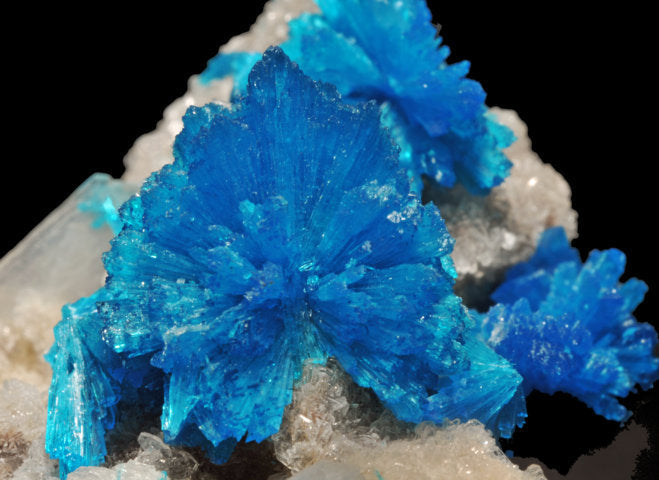 cavansite crystals