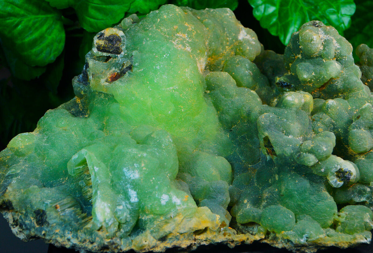 Prhenite Prehnite: Complete Guide (2023) | Healing Crystals Co.